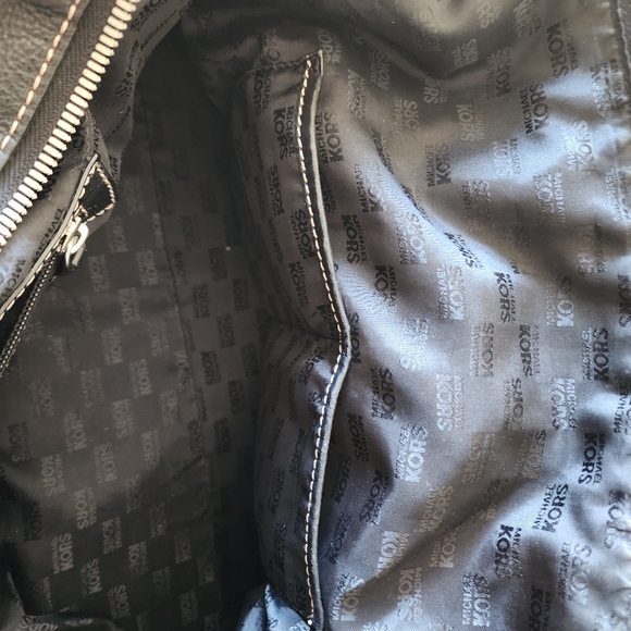 Michael Kors bag - Picture 6 of 13